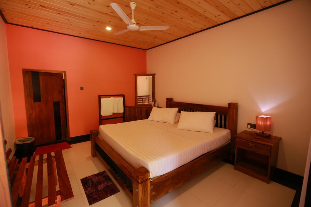 Eco Hotel Black & White - Anuradhapura Mihintale Exterior foto